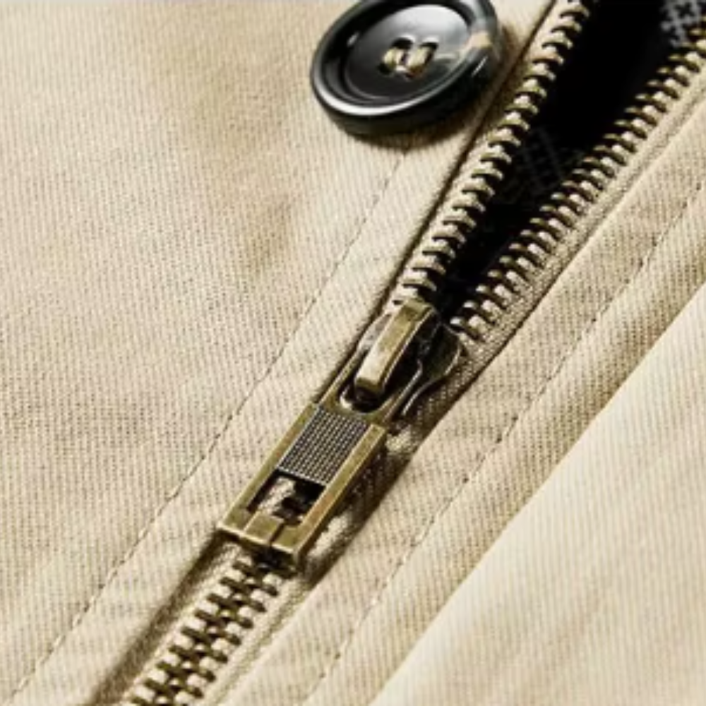 Elegant jakke med flere lommer