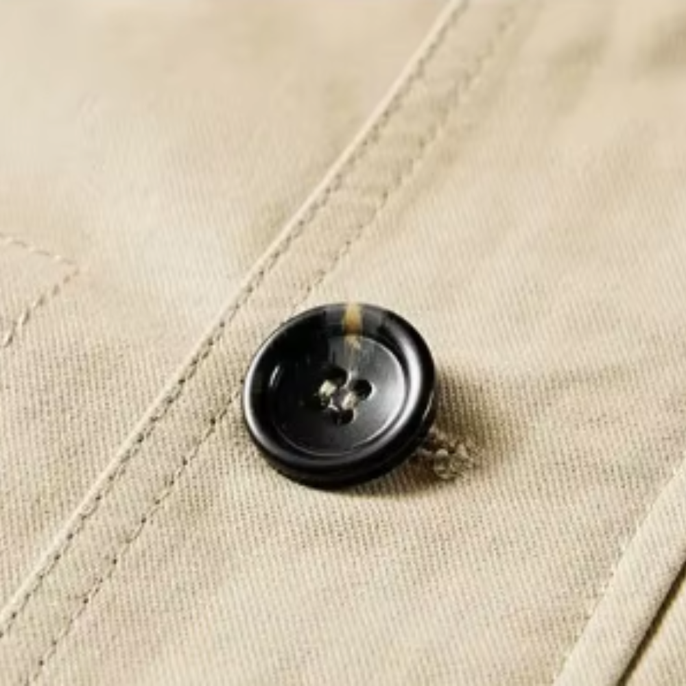 Elegant jakke med flere lommer