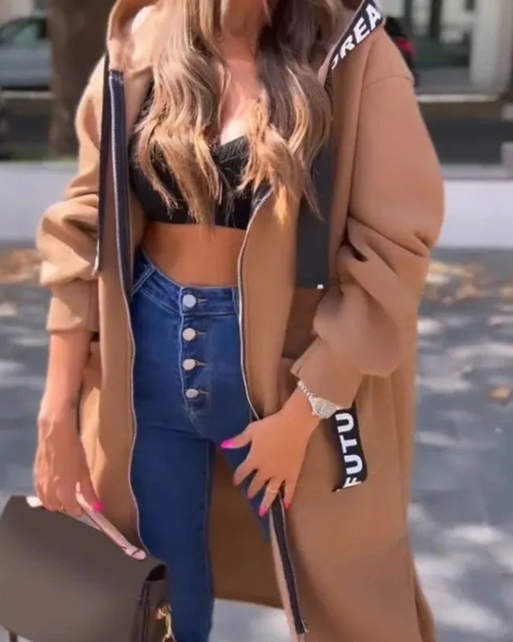 Elise Stavanger | Lang Hoodie med Hette – Komfort og Stil