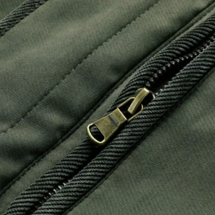 Elegant vattert jakke for utendørs bruk