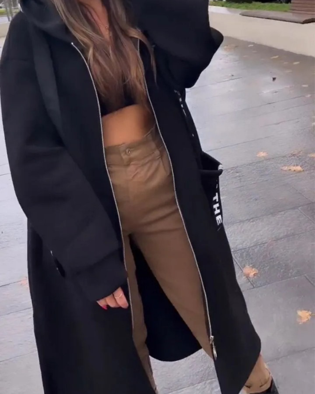 Elise Stavanger | Lang Hoodie med Hette – Komfort og Stil