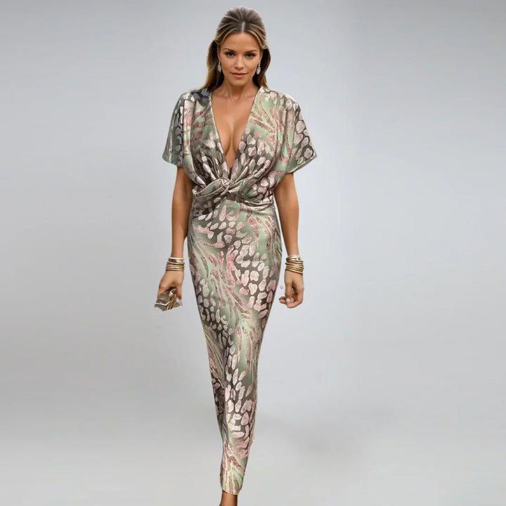 Erla | Lang kjole med V-hals og skruedetaljer