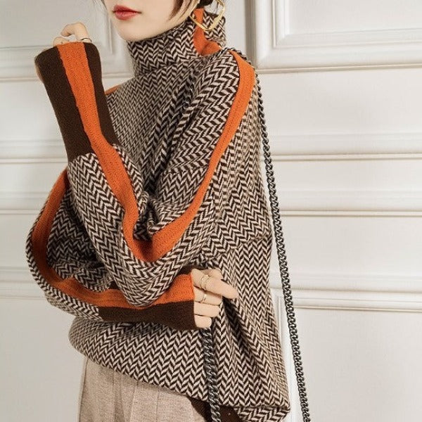 Mala | Genser med høy krage og markante kontraststriper